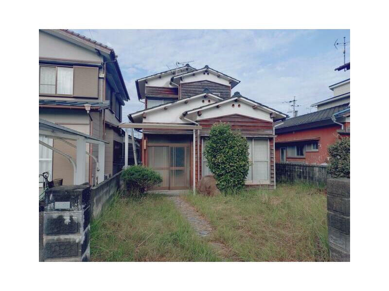 Saeki-shi, Nakanoshima 1-chome, 2F 3K

4,800,000 yen