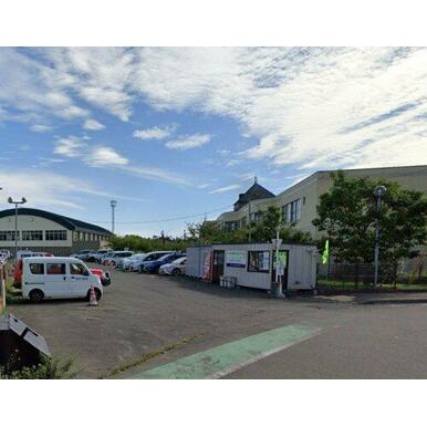 登別市立幌別小学校 距離:743m