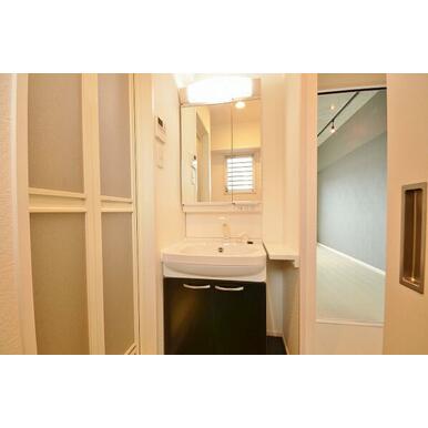 ★洗髪洗面化粧台★