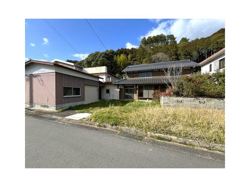 Tamba City, Kashiwabara-cho Kitayama (Kashiwabara Station) 2-story building 6SK