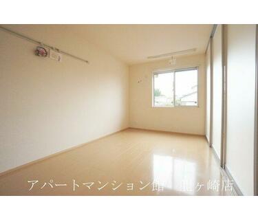 アットホーム】Cerejeira（セレシェイラ） B 102 1LDK