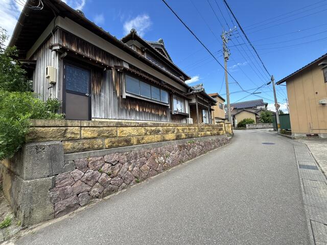 detached 小松市河田町