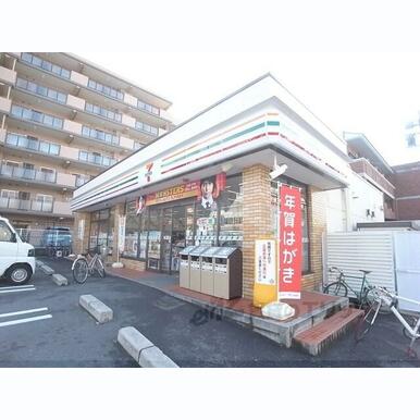 セブンイレブン 田中上古川町店 距離:180m