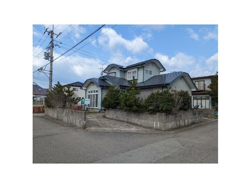 21 minutes on foot from JR Ou Main Line "Tsuchizaki" Station [Bus available] 2 minutes on foot from Jietai Entrance bus stop