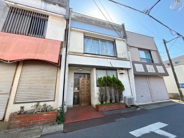 Cheap house for sale in Funabashi, Chiba