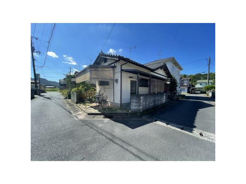Iwakuni City, Shutocho Kamikuhara (Suou-Takamori Station) Single-story building 4DK