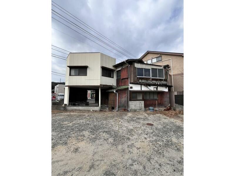 Konan-cho, Koka-shi, Koka 1-chome (Konan Sta.) 2F 5LDK

5.8 million yen