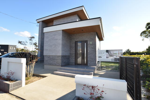 Cheap house for sale in Oga, Akita