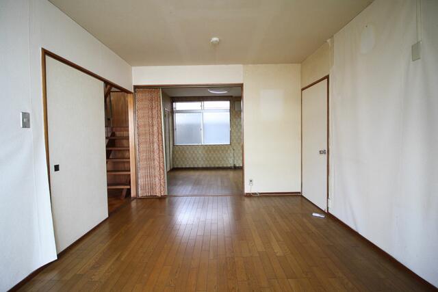 Takamatsu City, Kōzai-minami-chō (Kōzai Station), 2-story house, 4LDK &mdash; photo 2