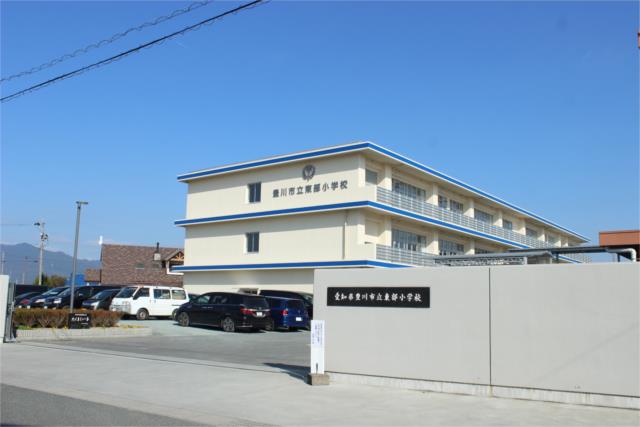 アットホーム 豊川市 牧野町２丁目 豊川駅 2階建 ４ｓｌｄｋ 豊川市の新築一戸建て 提供元 家デパ豊川店 松屋地所 株 一軒家 家の購入