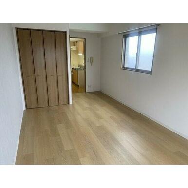 同物件の別部屋になります。