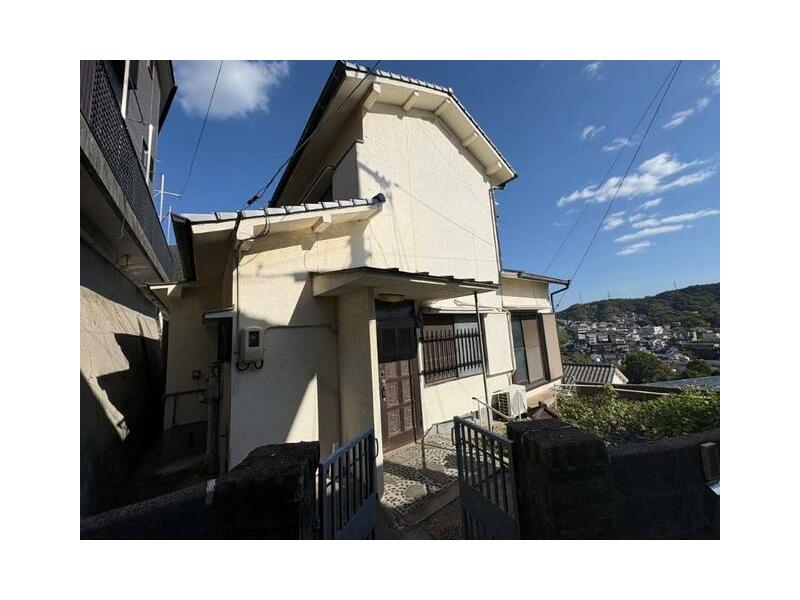 2F 6DK in Kamiyamada-cho, Kure-shi, Kure (Kure Sta.)

1,000,000 yen