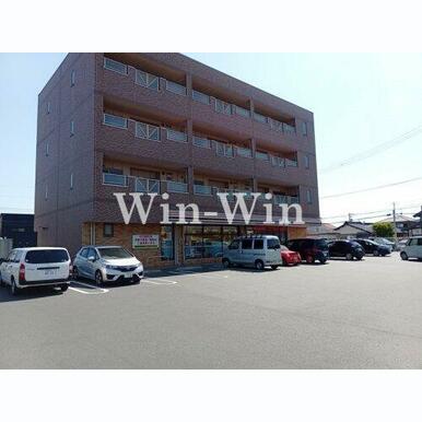 セブンイレブン 豊橋新栄町店 距離:244m