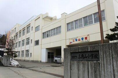 アットホーム アルファ山の手南 １０３ ２ｌｄｋ 提供元 株 ｕｐｈｏｕｓｉｎｇ 琴似支店 札幌市西区の賃貸マンション
