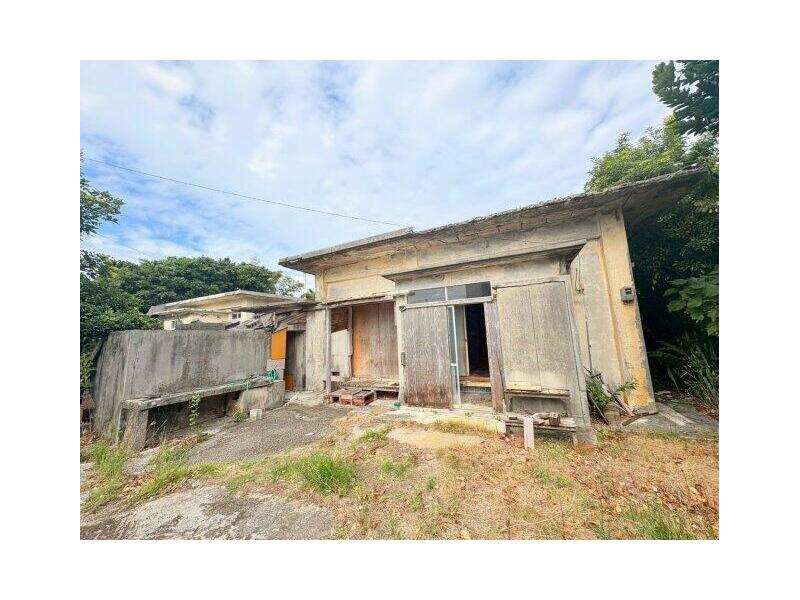 Miyakojima-shi, Miyako (Akamine Sta.) Single story house, 4DK

7.9 million yen