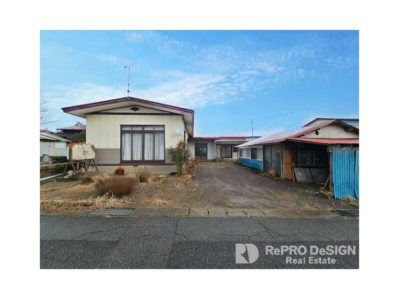 Oga City, Funakoshi, Funakoshi (Funakoshi Station) Single-story building 6DK