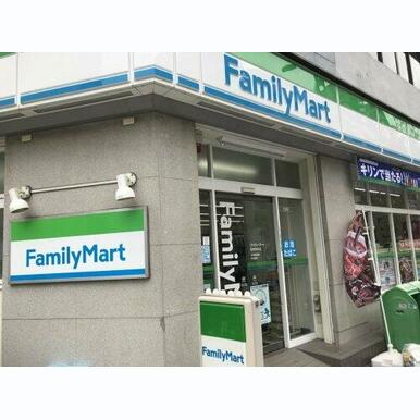 ファミリーマート 阪神野田店 距離:454m
