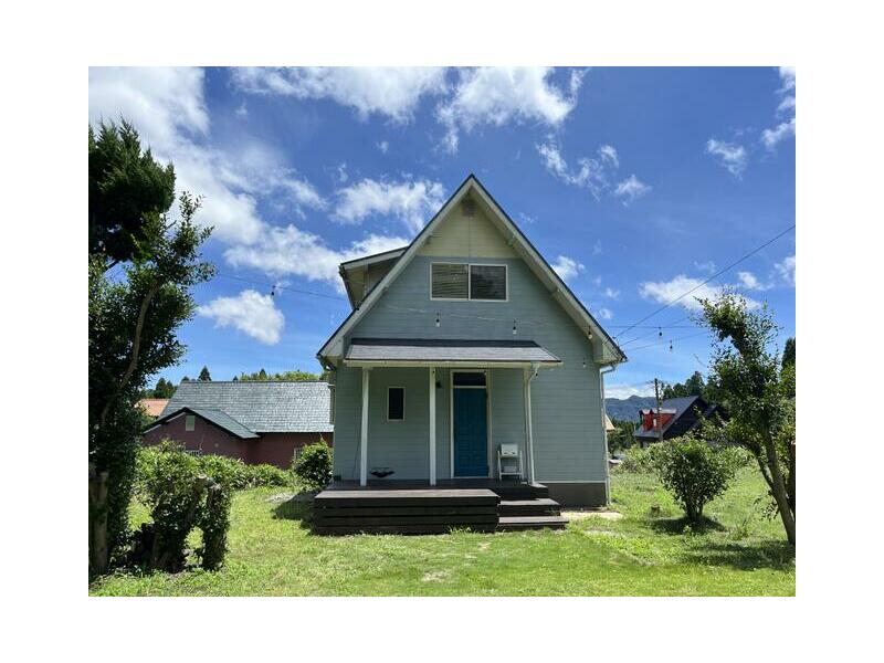 Aso District, Minami-Aso Village, Oaza Shirakawa 2-story building 1LDK