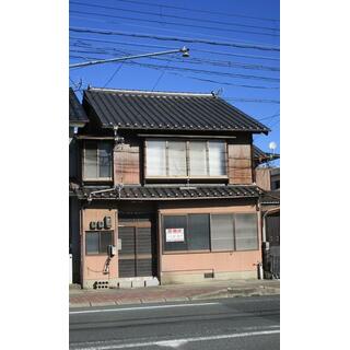 Maizuru-shi, Jiterai 2-story building 6K, 5 million yen.