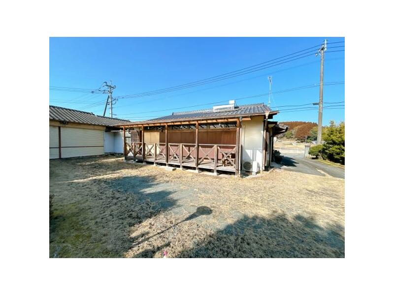 Tamana District, Minami-Kan Town, Oaza Shimosakashita (Tamana Station) Single-story building 7DK