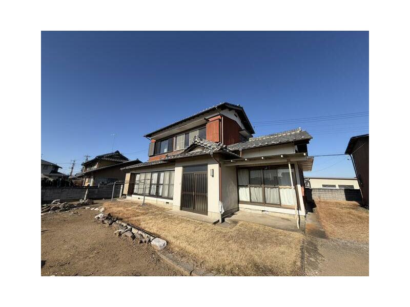 Nakanara, Kumagaya-shi, Kumagaya (Kumagaya station) 2F 5DK

4,800,000 yen