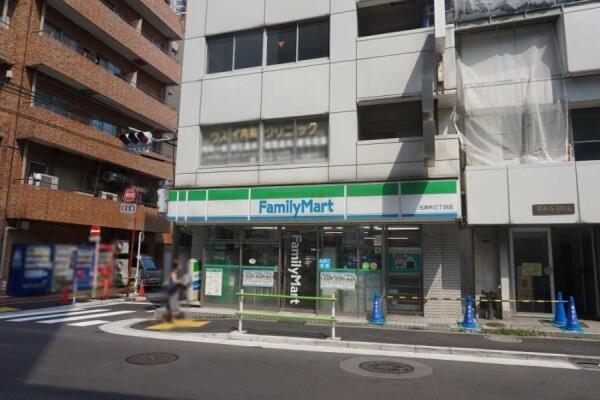 アットホーム ナインキューブ六本木 3階 １ｋ 港区の中古マンション マンション購入の情報