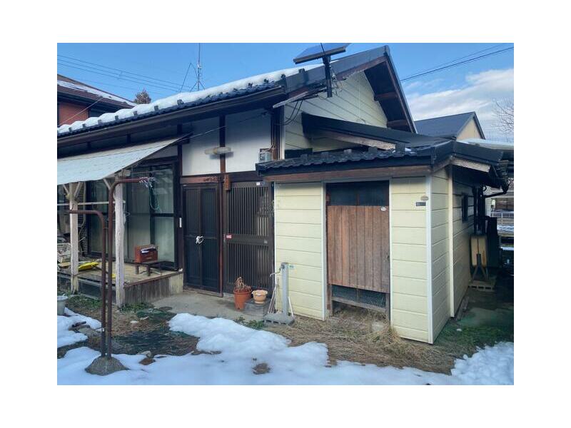 Uocho, Hikone-shi, Hikone (Minami Hikone Sta.) Single story house, 4DK

1.8 million yen