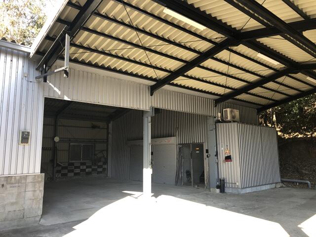 足利市葉鹿町の倉庫