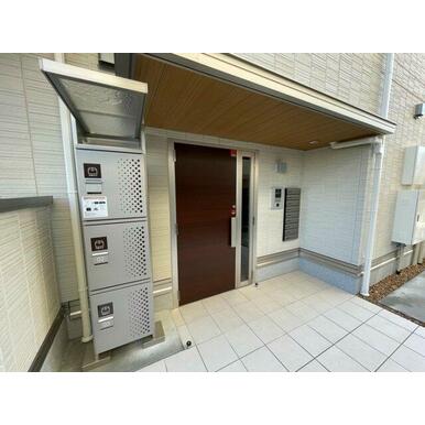 エントランス、宅配BOX