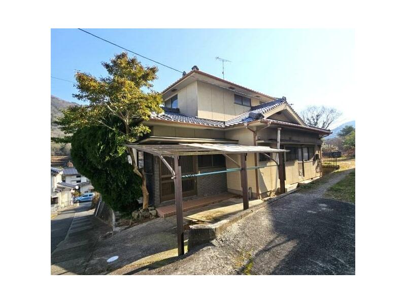 Kure City, An'yuu-cho, Oaza Nakagiri (An'to Station) 2-story 5DK