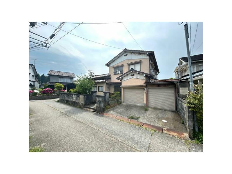 Himi City, Yanagida (Himi Station) 2-story 7DK