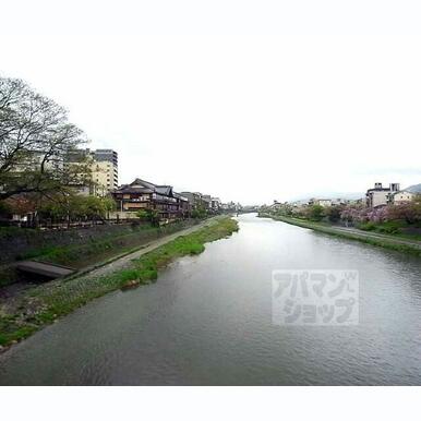 五条大橋からの鴨川眺め 距離:95m