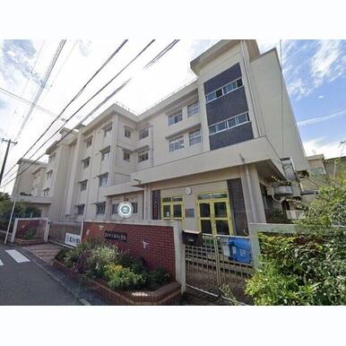豊中市立高川小学校 距離:690m