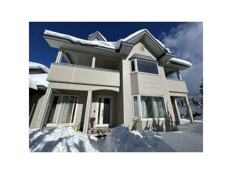 Mutsu City, Matsumori-cho (Ominato Station) 2-story building 4LDK