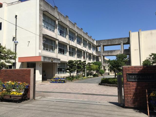アットホーム 熊本市中央区 帯山3丁目 水前寺駅 2階建 3ldk 熊本市中央区の中古一戸建て 提供元 イエステーション熊本東店 株 すがコーポレーション 一軒家 家の購入 アットホーム 熊本市中央区 帯山3丁目 水前寺駅 2階建 3ldk 熊本市中央区の中古一戸建て 提供元 イエステーション熊本東店 株 すがコーポレーション 一軒家 家の購入