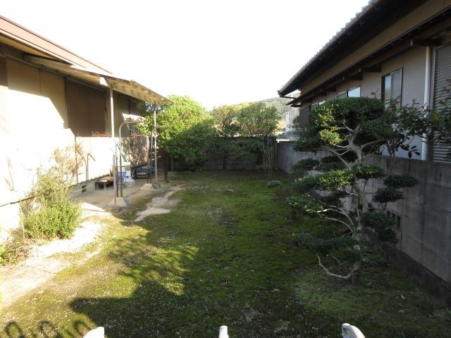 アットホーム 高松市 高松町 屋島駅 平屋建 3ldk 高松市の中古一戸建て 提供元 株 大京穴吹不動産 高松店 受付 本社インフォメーションデスク 一軒家 家の購入 アットホーム 高松市 高松町 屋島駅 平屋建 3ldk 高松市の中古一戸建て 提供元 株 大京穴吹不動産 高松店 受付 本社インフォメーションデスク 一軒家 家の購入