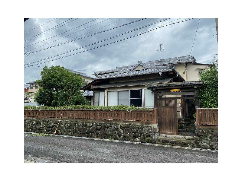 Toyooka, Hiji Town, Hayami District (Yobuko Station) 2-story building 5SDK