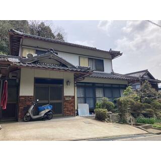 Ayabe City, Iwadamachi Lotusblossom Temple (Ayabe Station) 2 floors, 6 bedrooms, dining room and kitchen combined, 5.8 million yen.