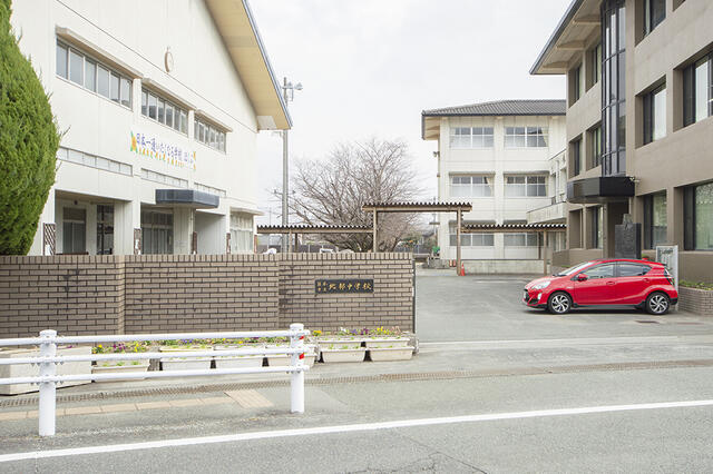 アットホーム 熊本市北区 下硯川町 西里駅 2階建 ４ｌｄｋ 熊本市北区の新築一戸建て 提供元 ｔａｋａｓｕｇｉ 株 熊本 本社 一軒家 家の購入