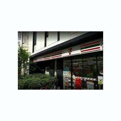 セブンイレブン 港区赤坂駅南店 距離:175m
