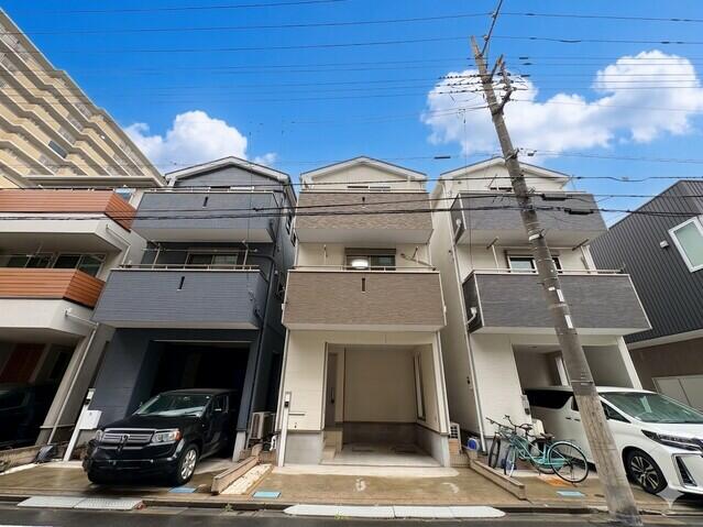 Cheap house for sale in Koto, Tokyo