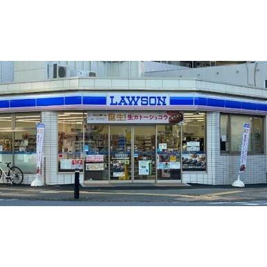 ローソン厚木中央公園東店 距離：438m