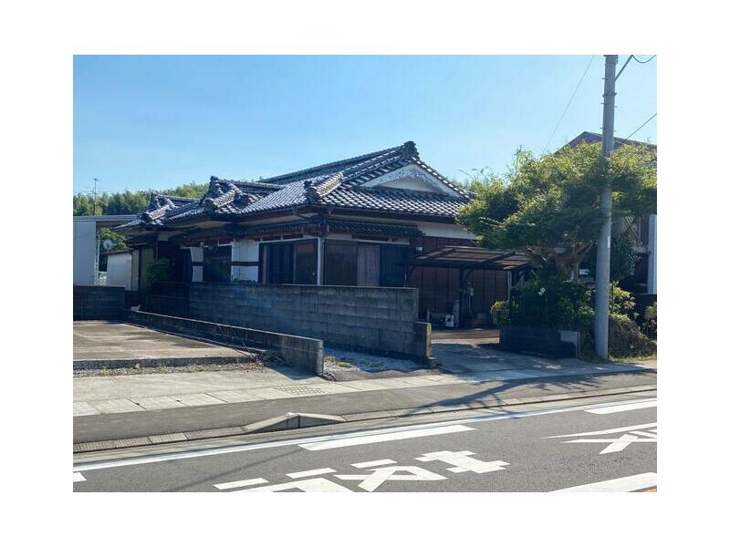 Kushima City, Oaza Naru (Hyuga Otsuka Station) Single-story building 5DK