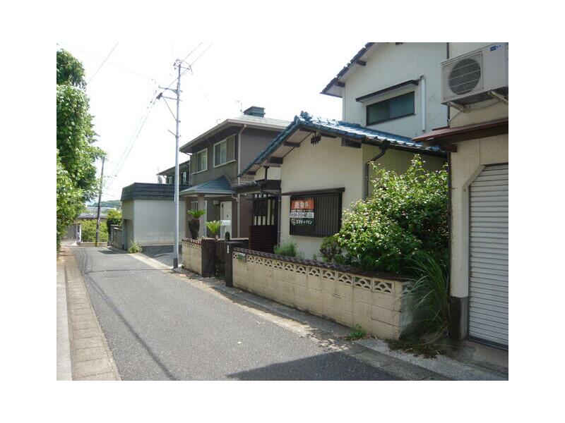 Asagiri 2-chome, Nakama City (Tsuya Station) 2-story building 3DK