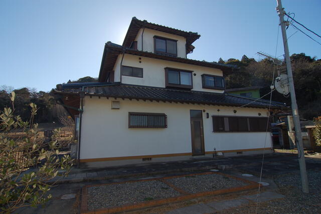 アットホーム】鴨川市 貝渚 （安房鴨川駅 ） 3階建 5SDK