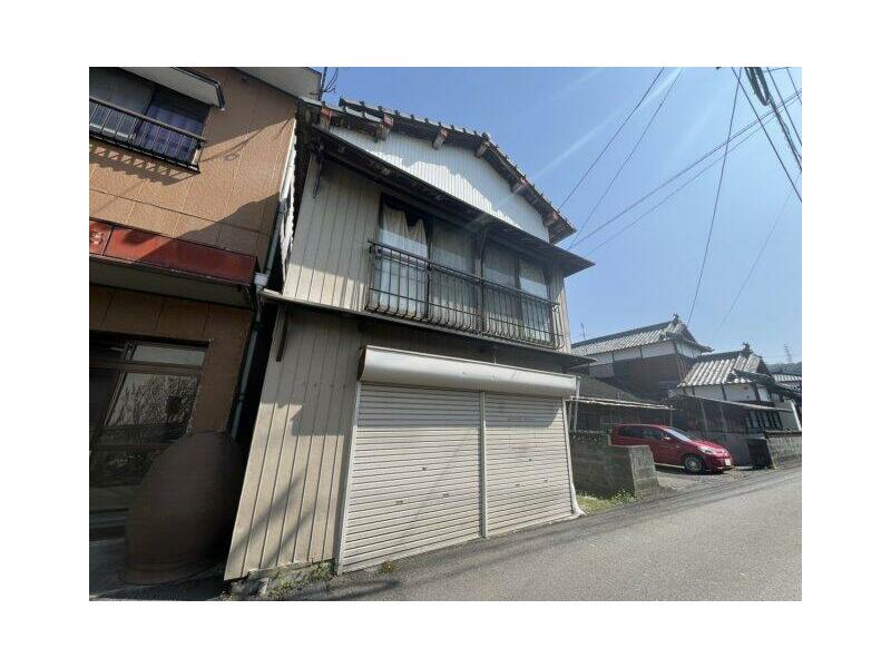 2F 4DK in Myoumi-cho, Yatsushiro-city (Yatsushiro Sta.)

1.5 million yen