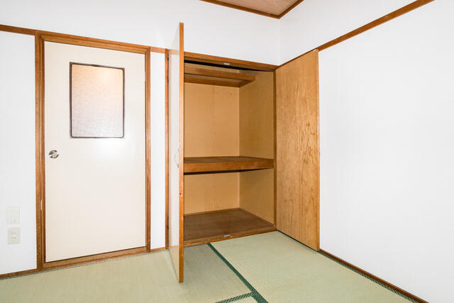 アットホーム キャトルセゾン ２０１ １ｋ 提供元 リロの賃貸 株 進和商事 泉中央駅前店 仙台市泉区の賃貸アパート