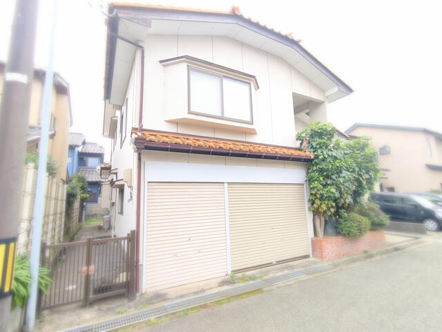 アットホーム 金沢市 八日市２丁目 野々市駅 2階建 ６ｌｄｋ 金沢 市の中古一戸建て 提供元 リモデルイシトモ 株 一軒家 家の購入