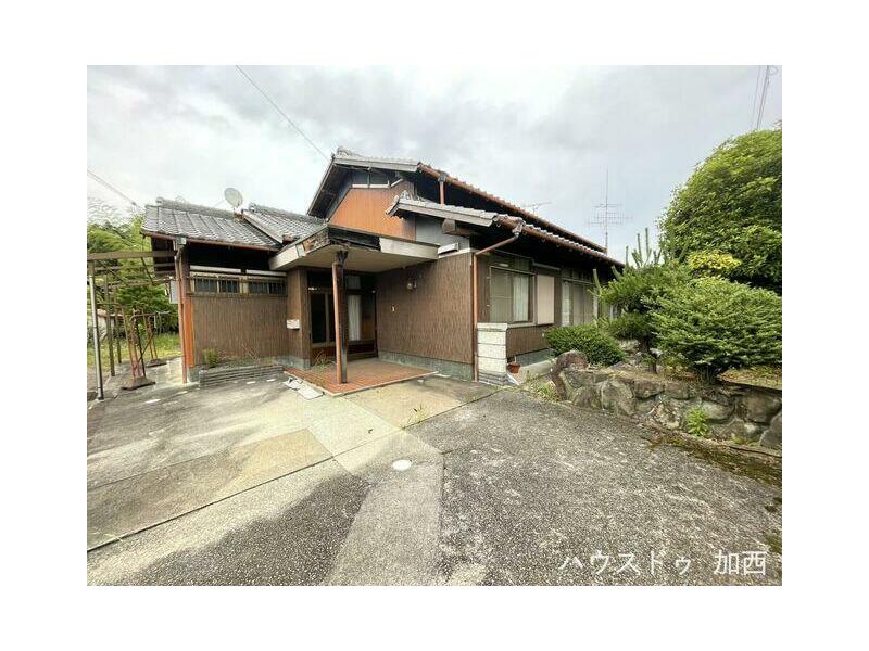 Kasai City, Tonohara Town (Hojomachi Station) Single-story building 5DK