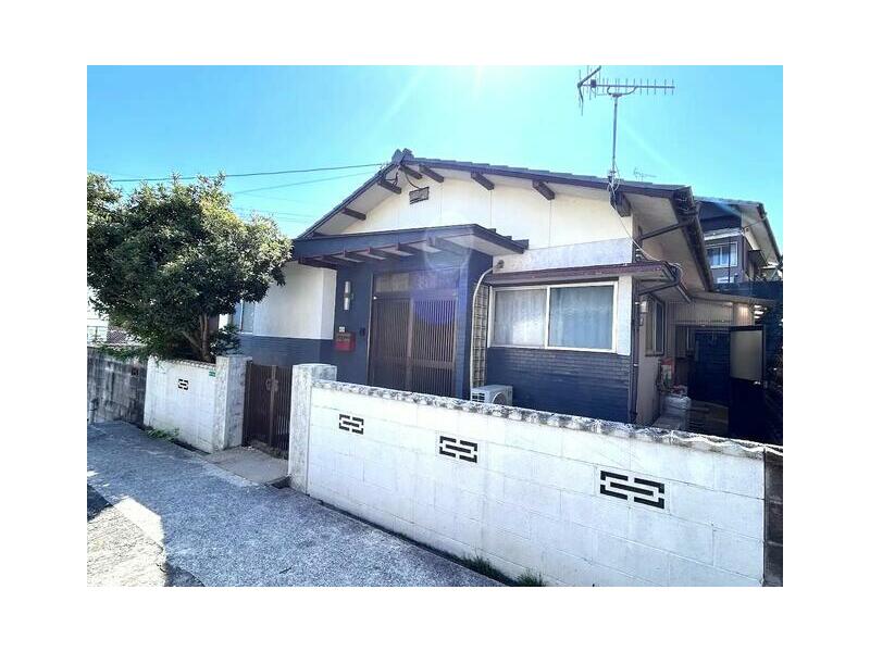 Wakamatsu Ward, Kitakyushu City, Nakahata-cho (Wakamatsu Station) Single-story building 4LDK